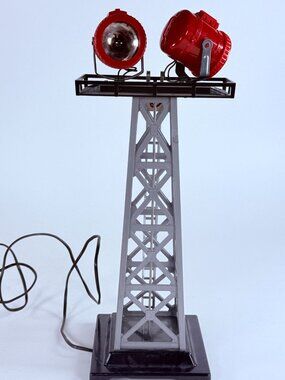 Vintage Marx O Gauge Railroad Dual Flood Spotlight Tower Works